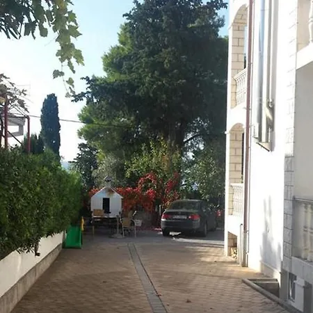 Okrug Gornji 17032c * Трогир