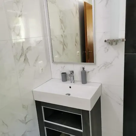 Okrug Gornji 17032c *